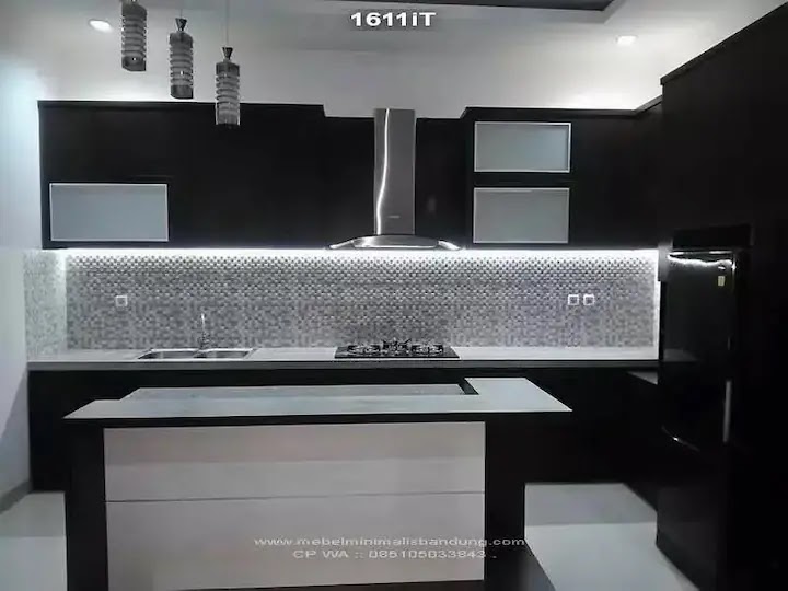 Hasil pengerjaan kitchen set dan mebel minimalis Bandung oleh SUNSUN Interior (3)